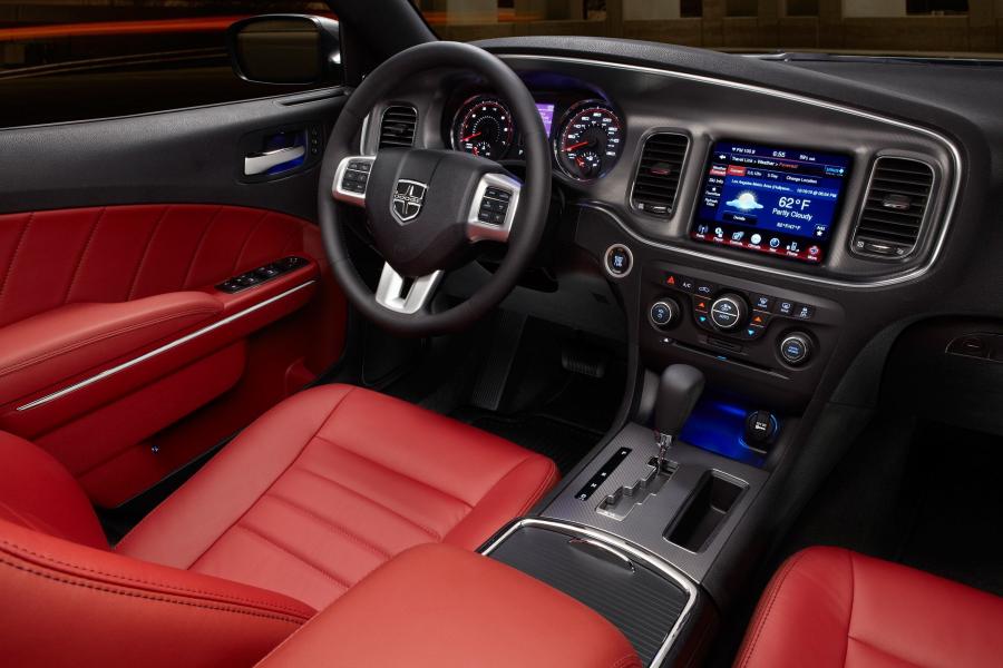  Dodge Charger 2012 года  (фото 7 из 7)